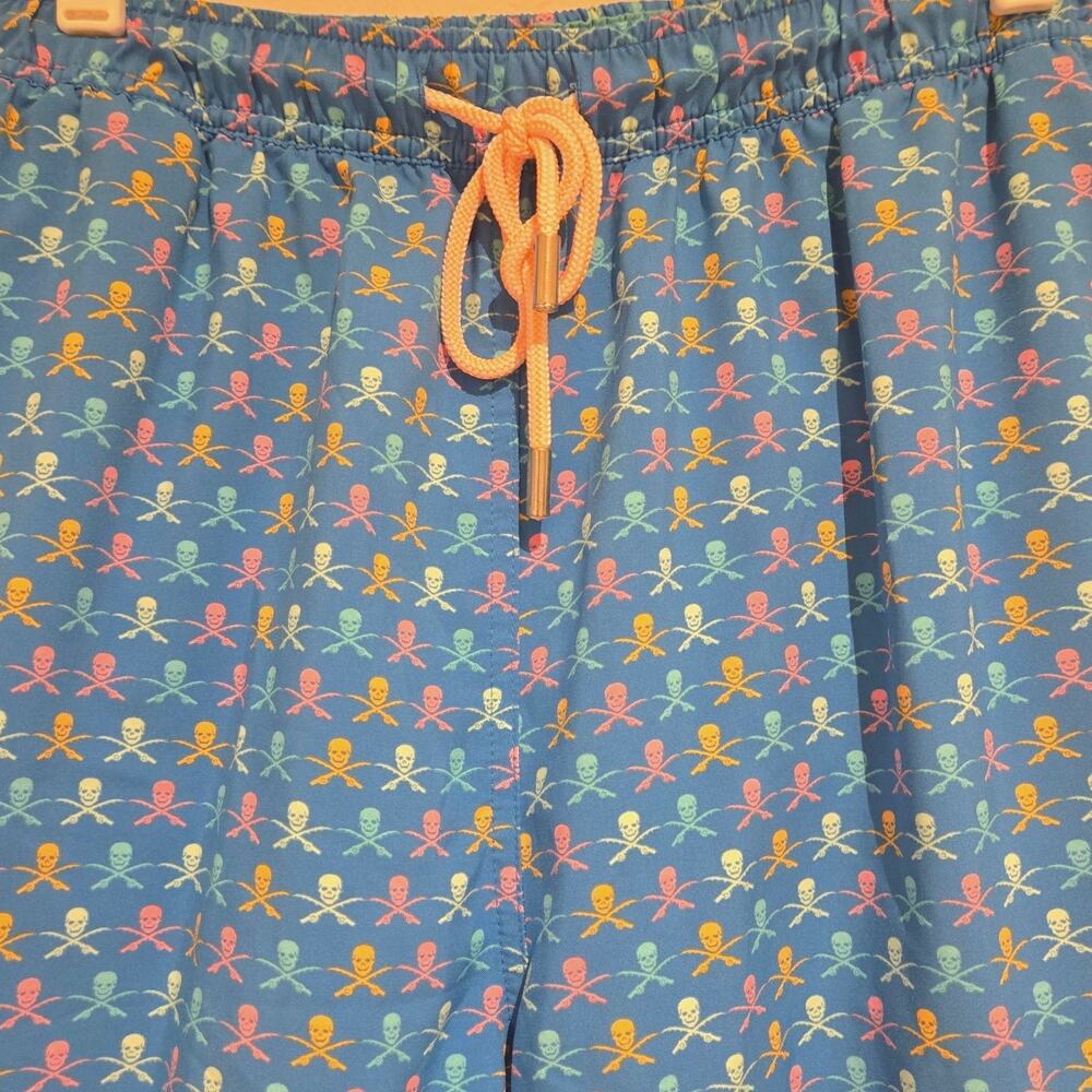 Peter Millar Seaside Collection Swim Trunks Mens Large Blue Skull & Rods - Picture 4 of 7